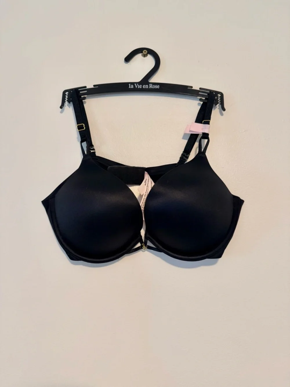 Victoria Secrets Bombshell Add-2-Cups Smooth Push-Up Bra SZ.36B - Picture 6 of 13